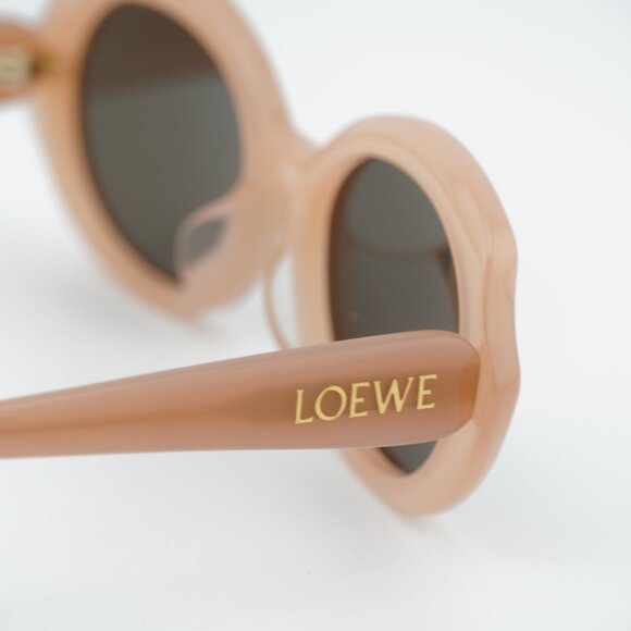 Loewe LW40147F 72E Sunglasses Pink Geometric Frame, Brown Lenses main image 8